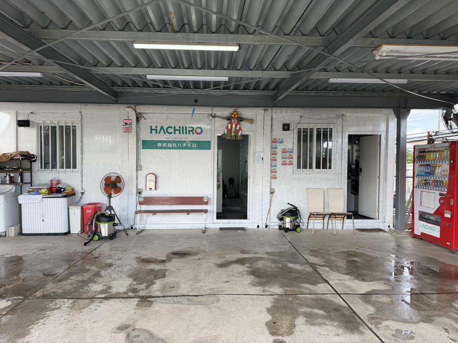 ハチイロレンタカー