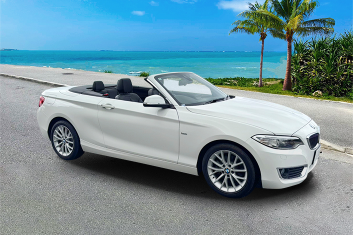 ☆OKIREN特別価格！☆那覇・豊見城市内無料送迎付き！☆BMW220iコンバーチブル白　黒革シート