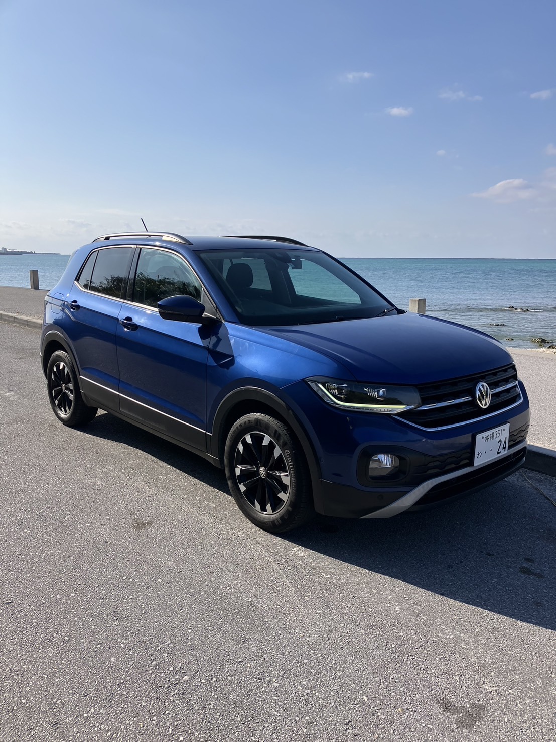 ☆空港から約15分！☆那覇・豊見城市内無料送迎付！☆VW　T-クロス　リーフブルーメタリック