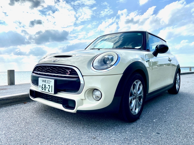 【MINI専門店】MINIクーパー3ドア　車体色：指定不可（免責補償込み）★空港から店舗まで約6分★