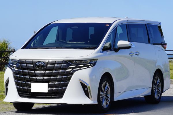 【新車アルファード／ALPHARD 40系確約プラン】2泊以上で50％OFF、タクシー無料送迎付き♪
