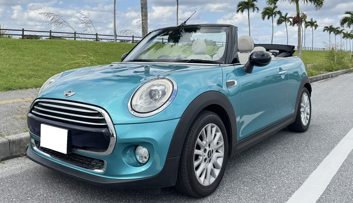 【空港送迎付き】ミニクーパー｜4人乗り｜沖縄でしか味わえないオープンカーお得で大人気のプラン！1-9