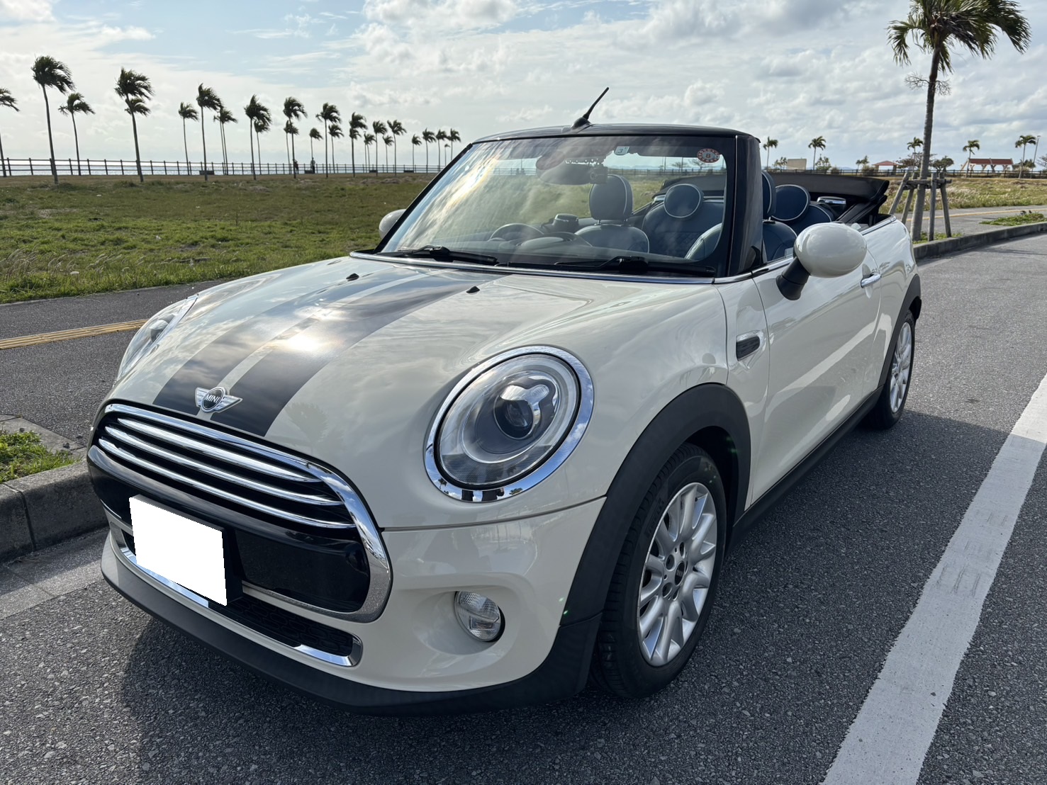 【空港送迎付き】ミニクーパー｜4人乗り｜沖縄でしか味わえないオープンカーお得で大人気のプラン！4-3