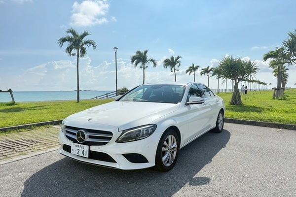 【空港送迎付き】メルセデス ベンツ Cクラスセダン 　5人乗り！