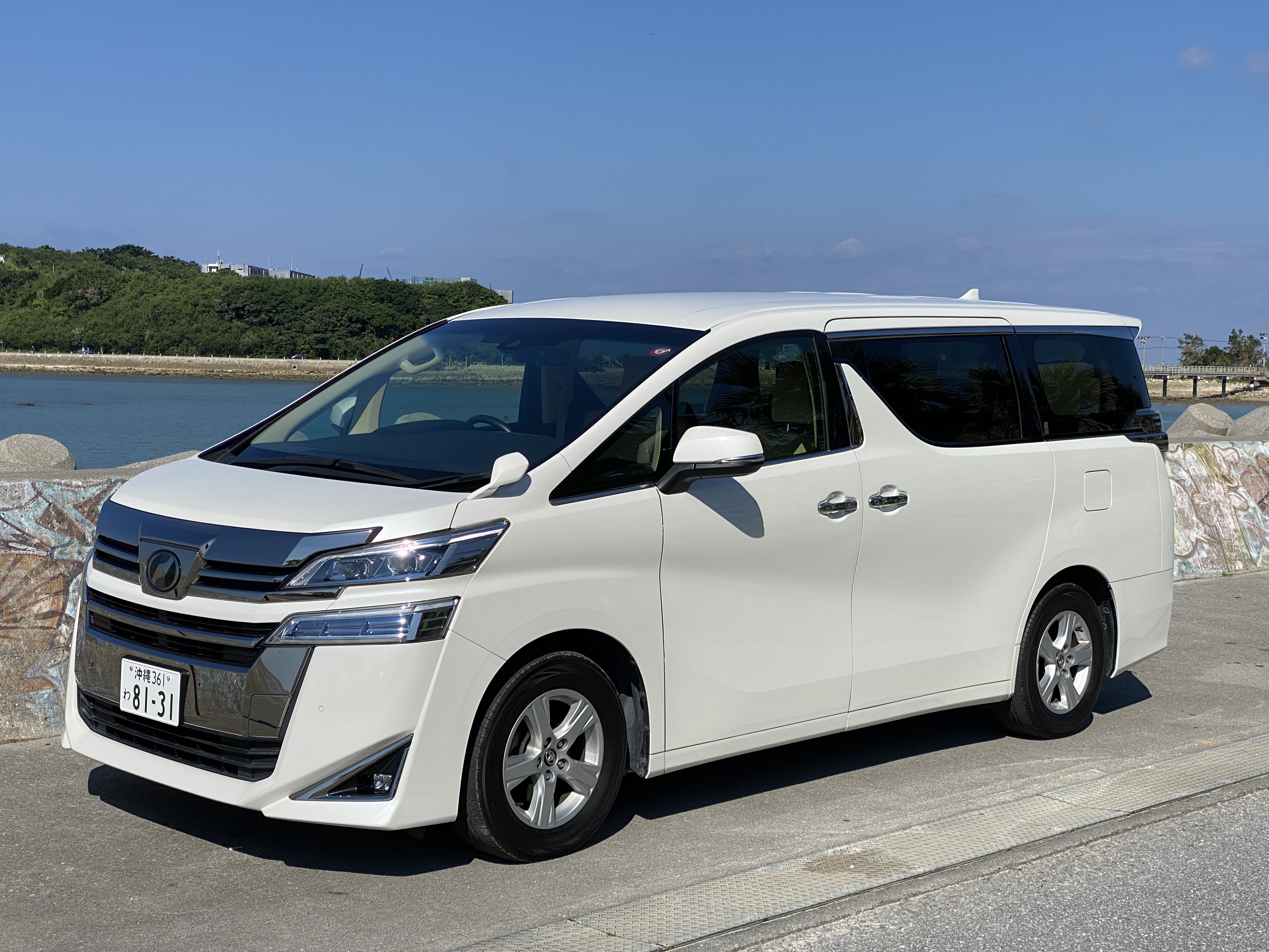 ヴェルファイア　8人乗り　フリップダウンモニター付き！　2泊目以降は５０％OFF！　連泊で更にお得！